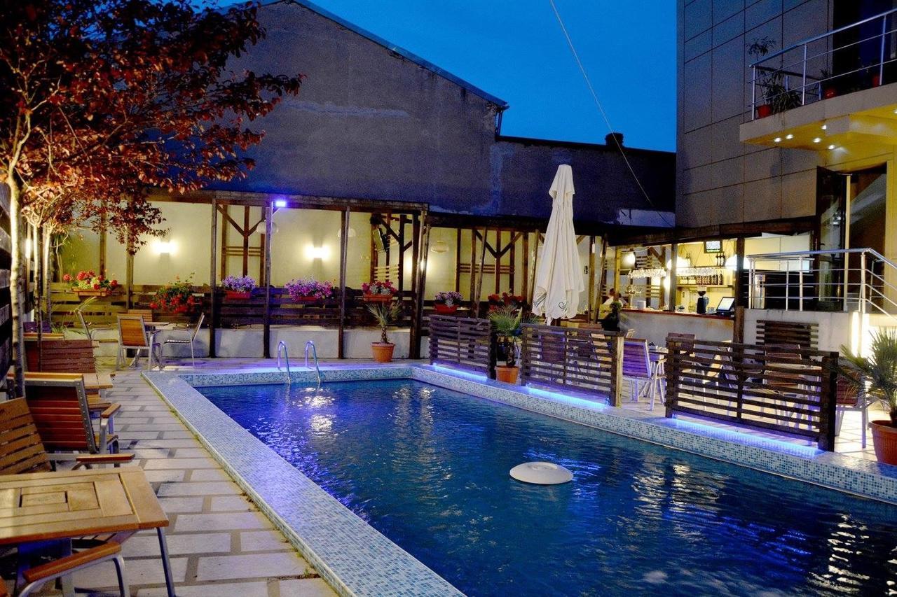 Hotel Lido Craiova Exterior photo